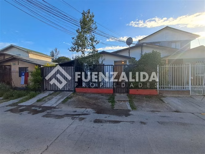 Casa en venta villa Los Heroes - Maipú