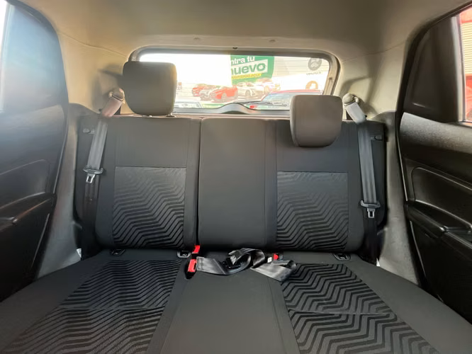 SUZUKI SWIFT GL SPORT MT - Imagen 12