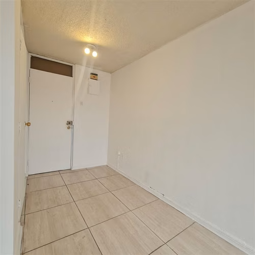 Oficina con baño privado en pleno centro de Santiago