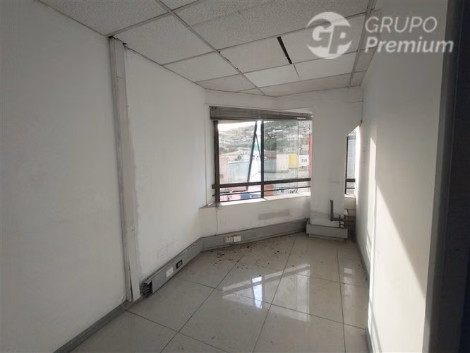 Oficinas en arriendo edificio Huallipen en San Antonio