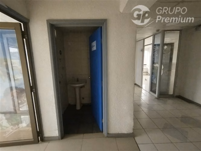 Oficinas en arriendo edificio Huallipen en San Antonio