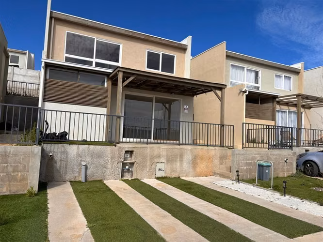 Casa en venta de 3 dormitorios Curauma