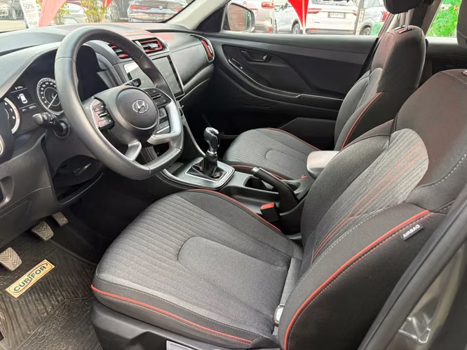 HYUNDAI CRETA 1.5 SU2I VALUE MT