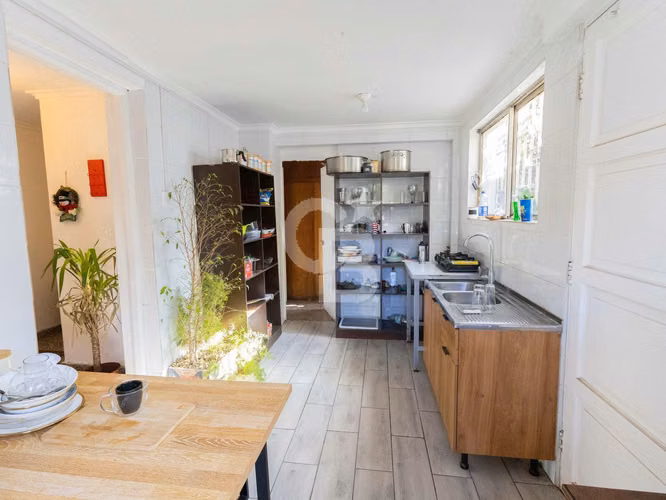 Gran Casa con Terreno para Jardin, Oficinas o similares - Imagen 2