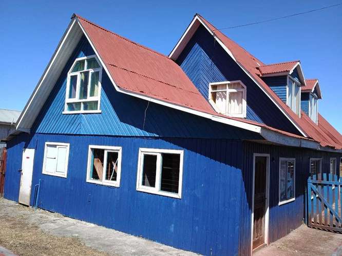 Amplia Casa de Esquina en Puerto Saavedra (181417)