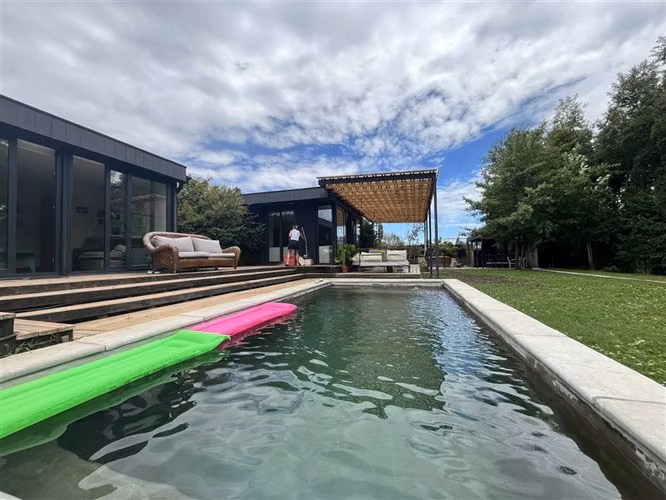 Vendemos Excelente Casa en Loteo Cerrado Alto Las Cruces