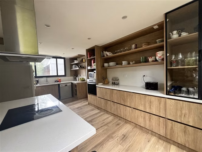 Vendemos Excelente Casa en Loteo Cerrado Alto Las Cruces - Imagen 10