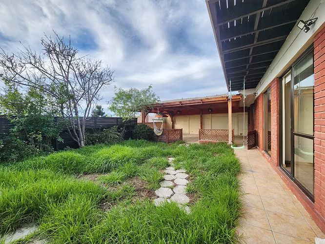 ¡Casa en venta 5D 3B, sector “Los Jardines de Peñuelas”, Coquimbo! - Imagen 8