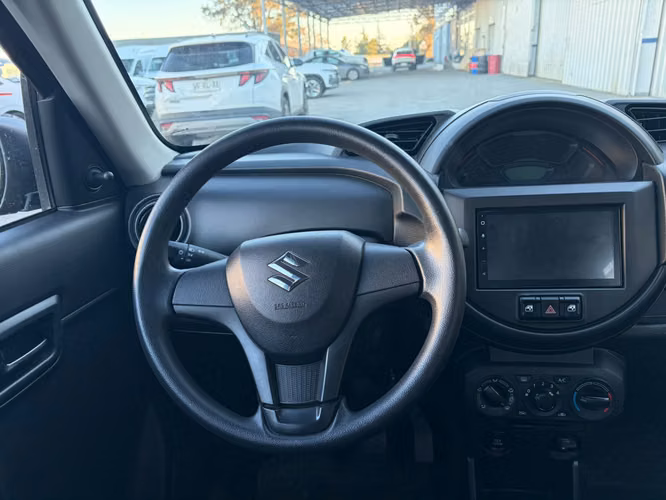 SUZUKI S-PRESSO 1.0 GLX AC MT - Imagen 7
