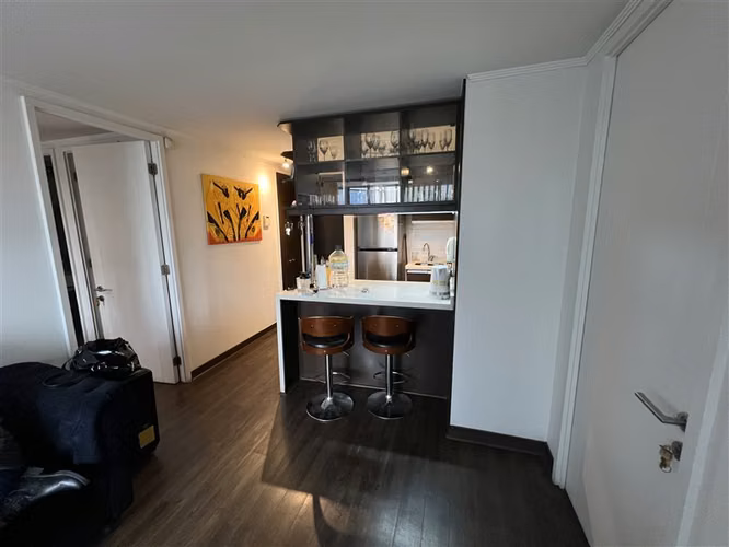 Arriendo departamento 2 dorm. metro Príncipe de Gales