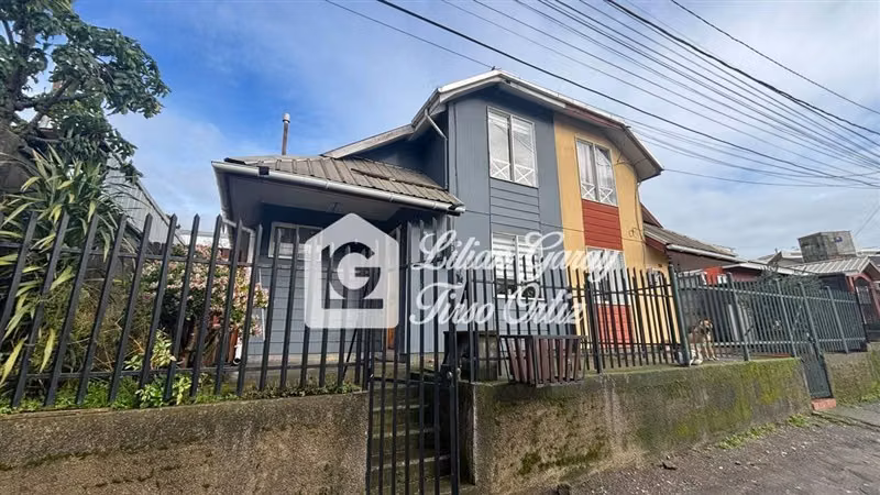 Casa en venta de 3 dorm. en Penco