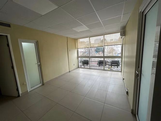Oficina Arriendo, sin gastos comunes, a pasos Costanera C. - Imagen 6