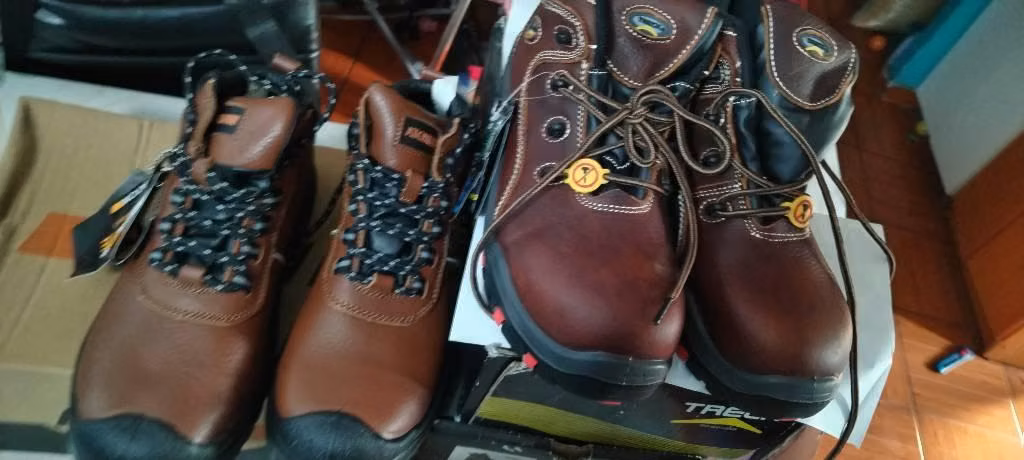 Zapatos de Seguridad, Punta de Acero, Nuevos a 25.000 - Imagen 4