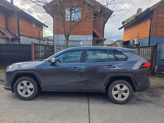 Toyota RAV 4 2020 - Imagen 4