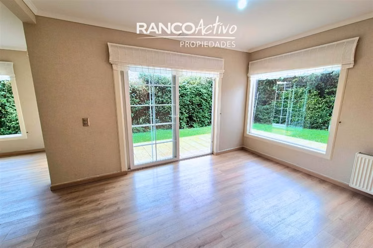 Gran Casa 5D 4B en venta, Paseo de la Quebrada, Puerto Varas