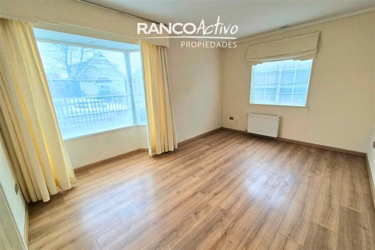 Gran Casa 5D 4B en venta, Paseo de la Quebrada, Puerto Varas