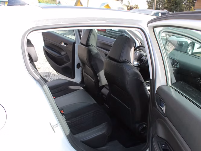 PEUGEOT 308 FELINE BLUEHDI 1.6 AT 2017
