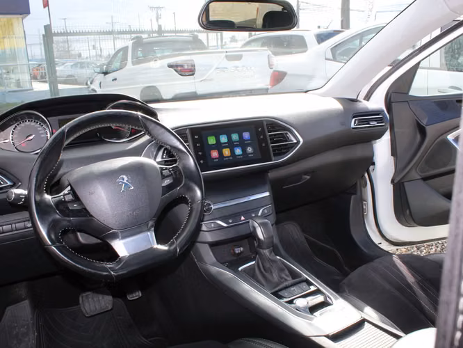 PEUGEOT 308 FELINE BLUEHDI 1.6 AT 2017