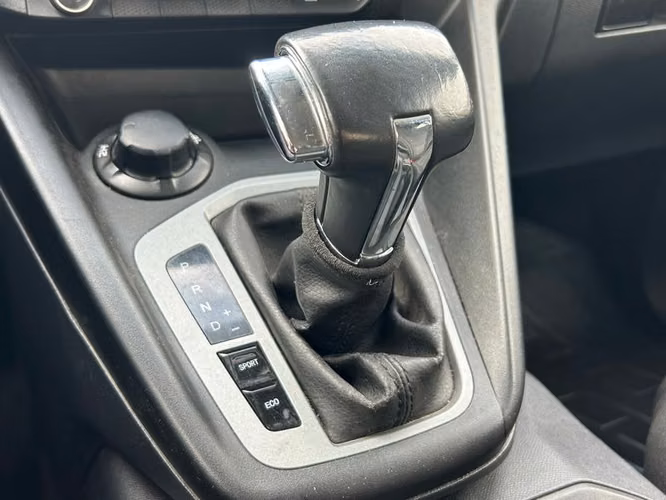 PEUGEOT LANDTREK ACTIVE BLUEHDI 180 4X4 AT - 2023 | 4434