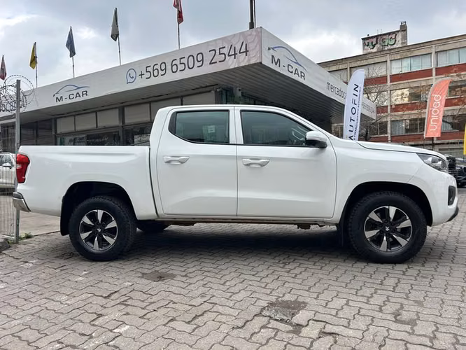 PEUGEOT LANDTREK ACTIVE BLUEHDI 180 4X4 AT - 2023 | 4434