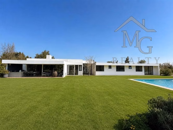 Casa en venta de 4 dorm. Chicureo en Colina