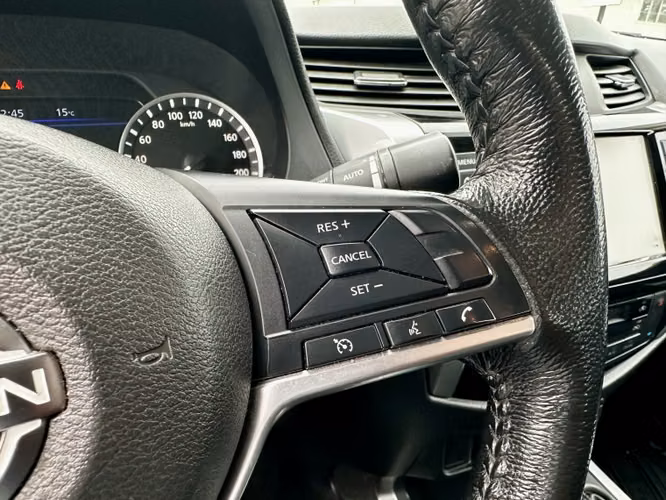 Nissan Navara 2.3 Dc Se Mt 4x2 Diesel 2023 - Imagen 12