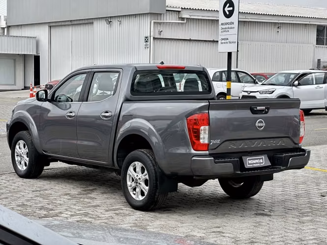 Nissan Navara 2.3 Dc Se Mt 4x2 Diesel 2023 - Imagen 7