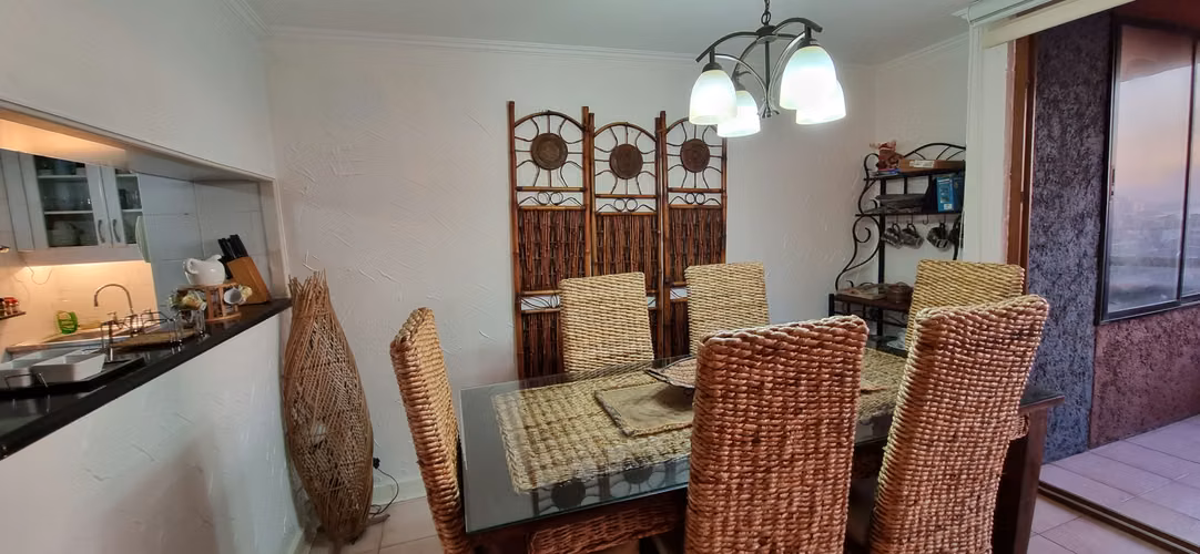 Se vende exclusivo departamento amoblado, vista al mar, Jardín del Mar, Reñaca.