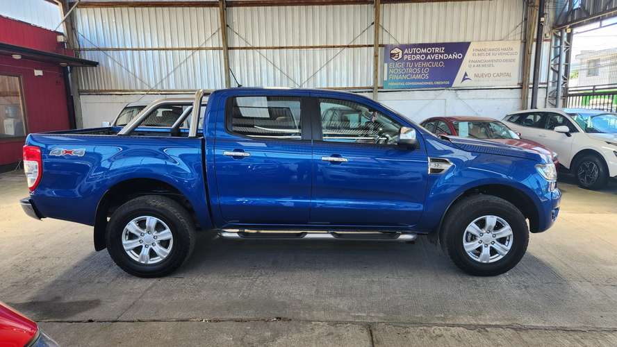 Ford Ranger XLT 4x4 Diesel 3.2 full equipo recibo vehículos - Imagen 6