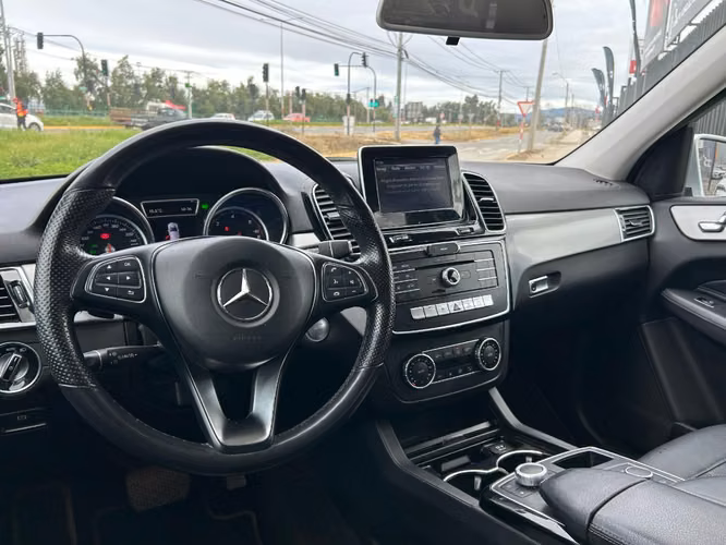 MERCEDES-BENZ GLE 250D 4MATIC  2020
