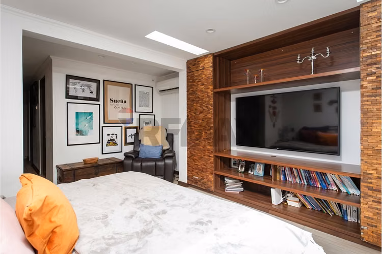 Casa remodelada 5d 4b en valle la dehesa - Imagen 21