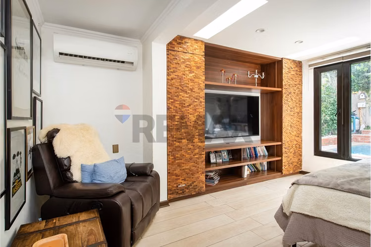 Casa remodelada 5d 4b en valle la dehesa - Imagen 22