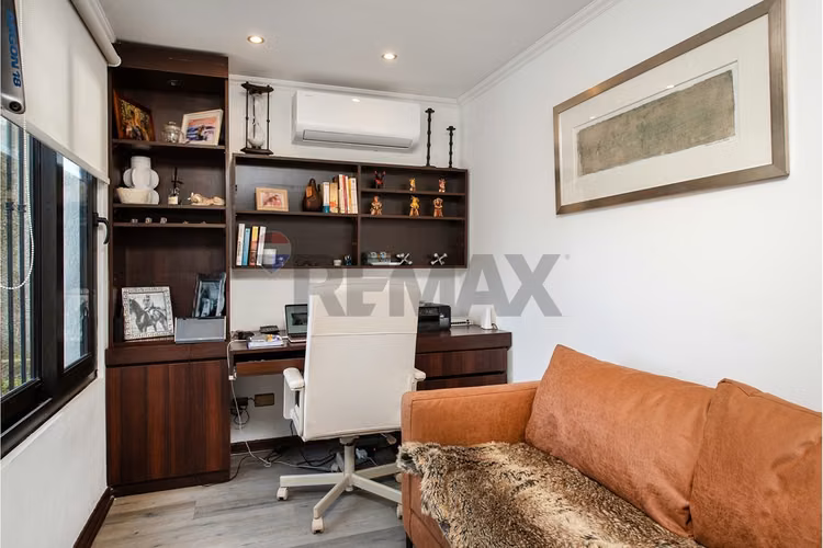 Casa remodelada 5d 4b en valle la dehesa - Imagen 5