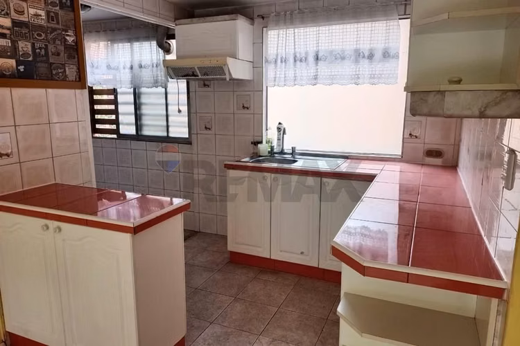 Depto. 3 dormitorios 2 baños, balcón, logia - Imagen 20