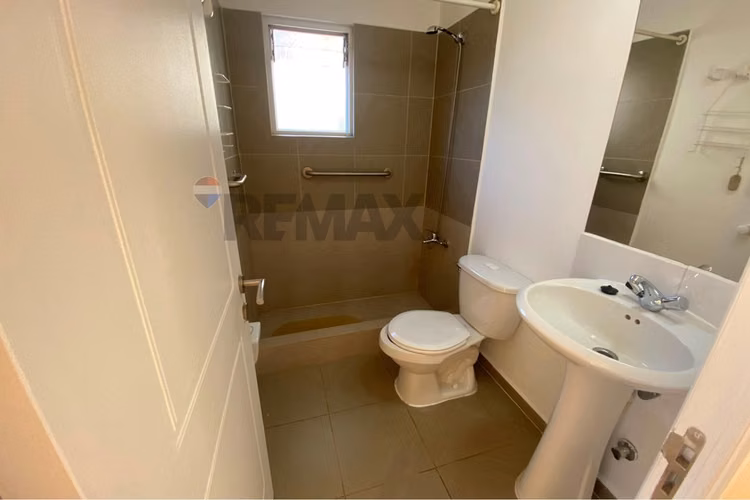 Casa en arriendo condominio, estancia liray colina