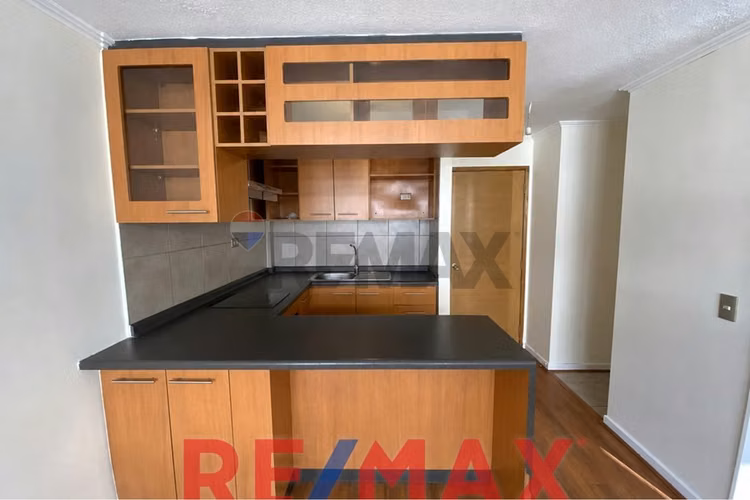 Departamento con piscina centro - Imagen 6