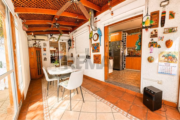 Casa amplia y remodelada en providencia - Imagen 19