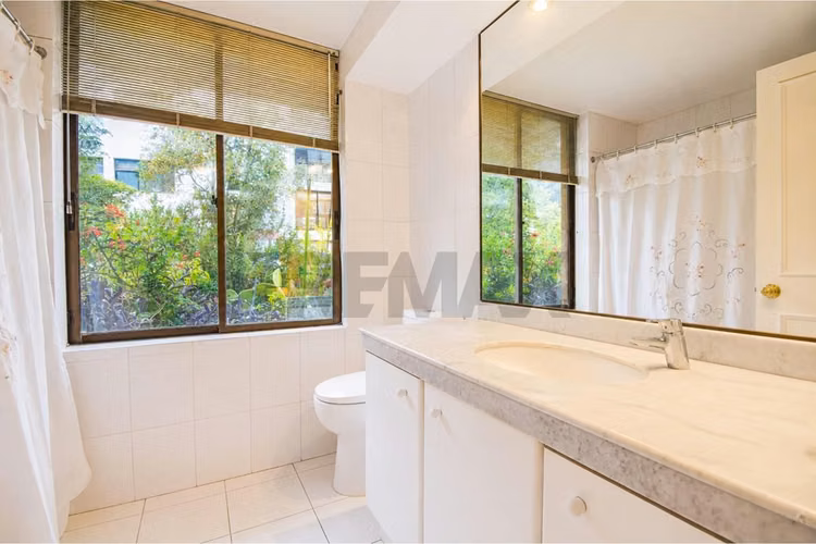 En venta - 170m2 totales 4 dorm. - Imagen 13