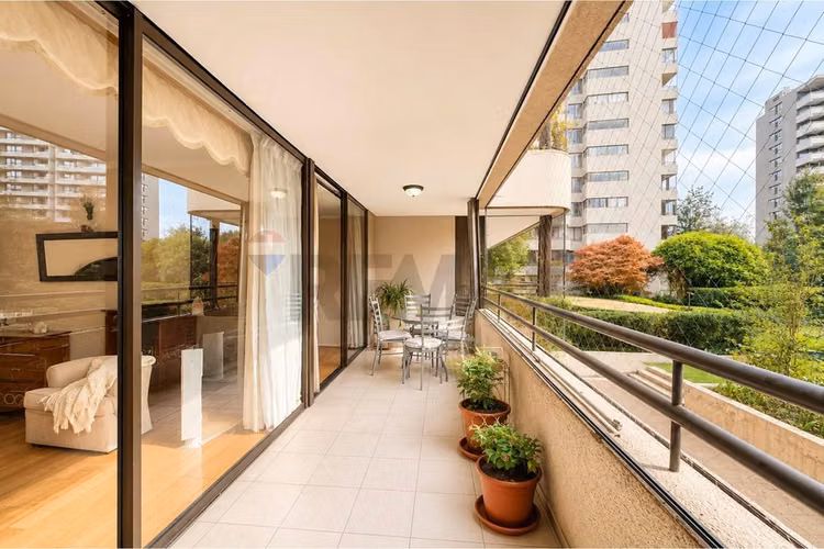 En venta - 170m2 totales 4 dorm. - Imagen 16