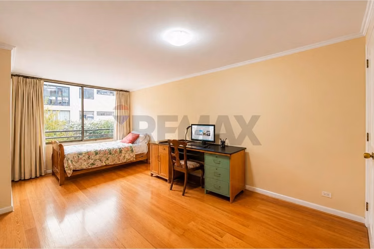 En venta - 170m2 totales 4 dorm. - Imagen 19