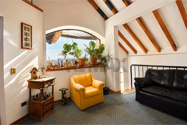 Casa aislada, 4 dormitorios, sector los dominicos - Imagen 14