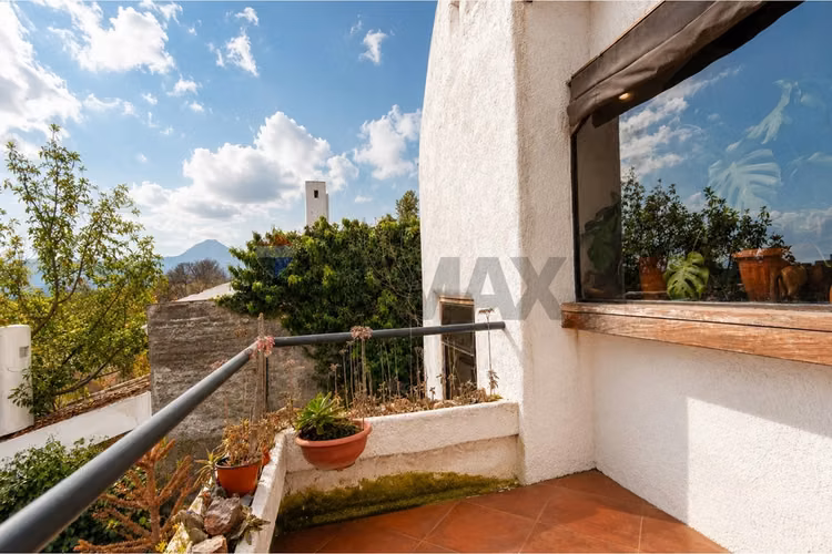 Casa aislada, 4 dormitorios, sector los dominicos - Imagen 17