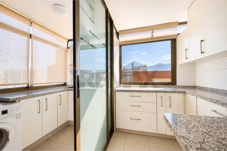 170m2 totales - 4 dorm. vista despejada - Imagen 11