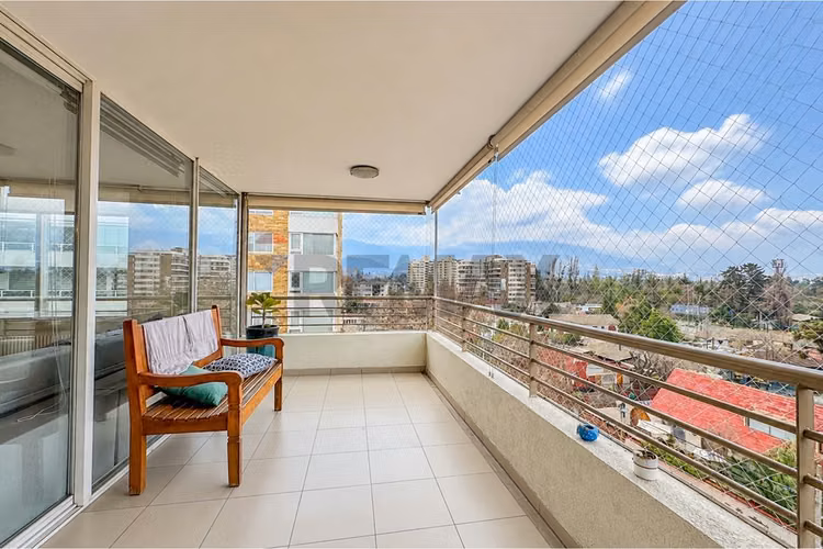 En venta amplio dpto de 3d+2b en las condes - Imagen 7