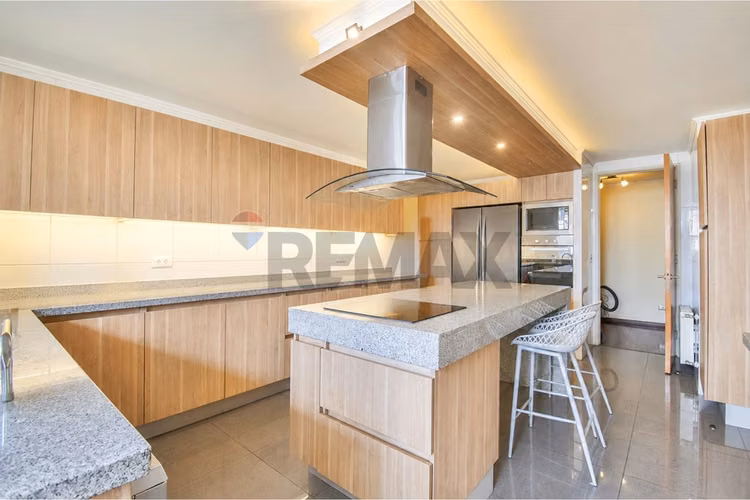 En venta amplio dpto de 3d+2b en las condes - Imagen 11