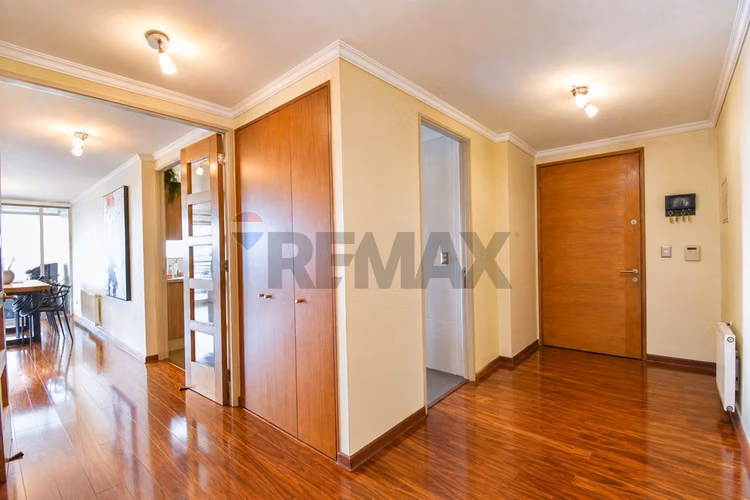 En venta amplio dpto de 3d+2b en las condes - Imagen 13