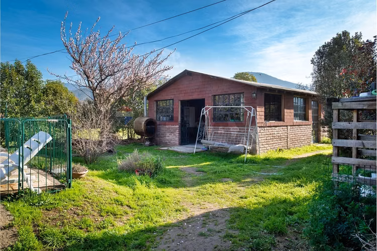 Parcela de agrado con piscina en isla de maipo