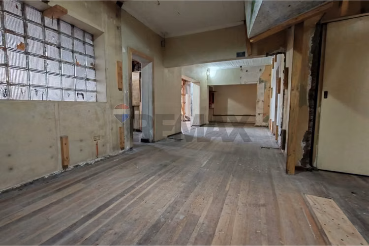 Arriendo propiedad comercial 145 m²