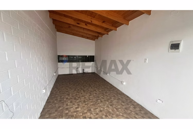 Centro comercial en venta en buin: ¡invierta hoy!