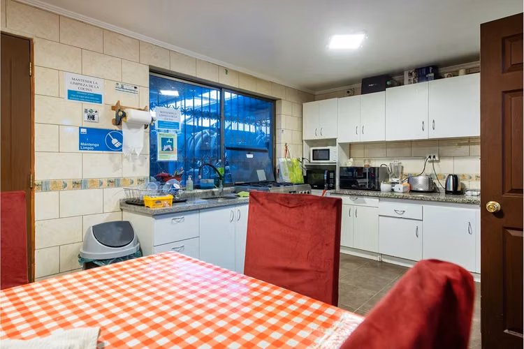 Oficina comercial con bodega en peñalolén venta